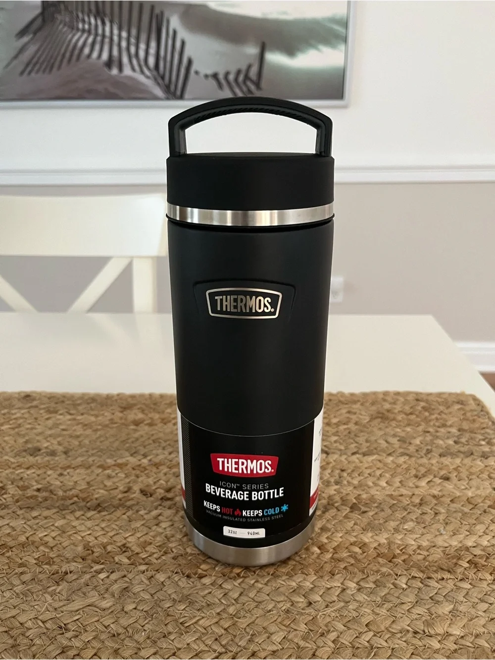 NWT - Thermos Icon Series Beverage Bottle (black stainless steel) - 32 oz.